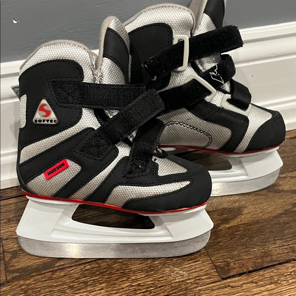 Softec Jackson hockey skates-size 8(little kids)